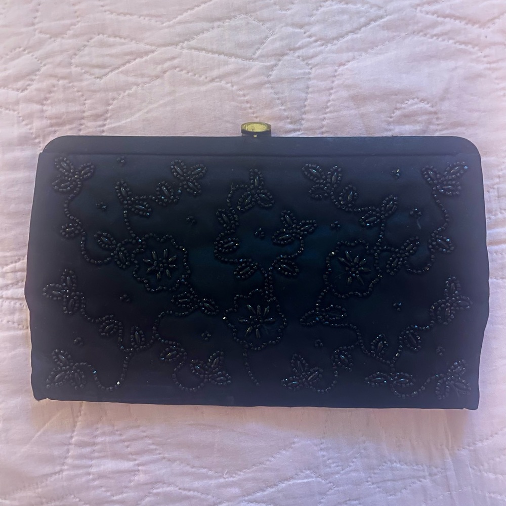 Black beaded clutch purse